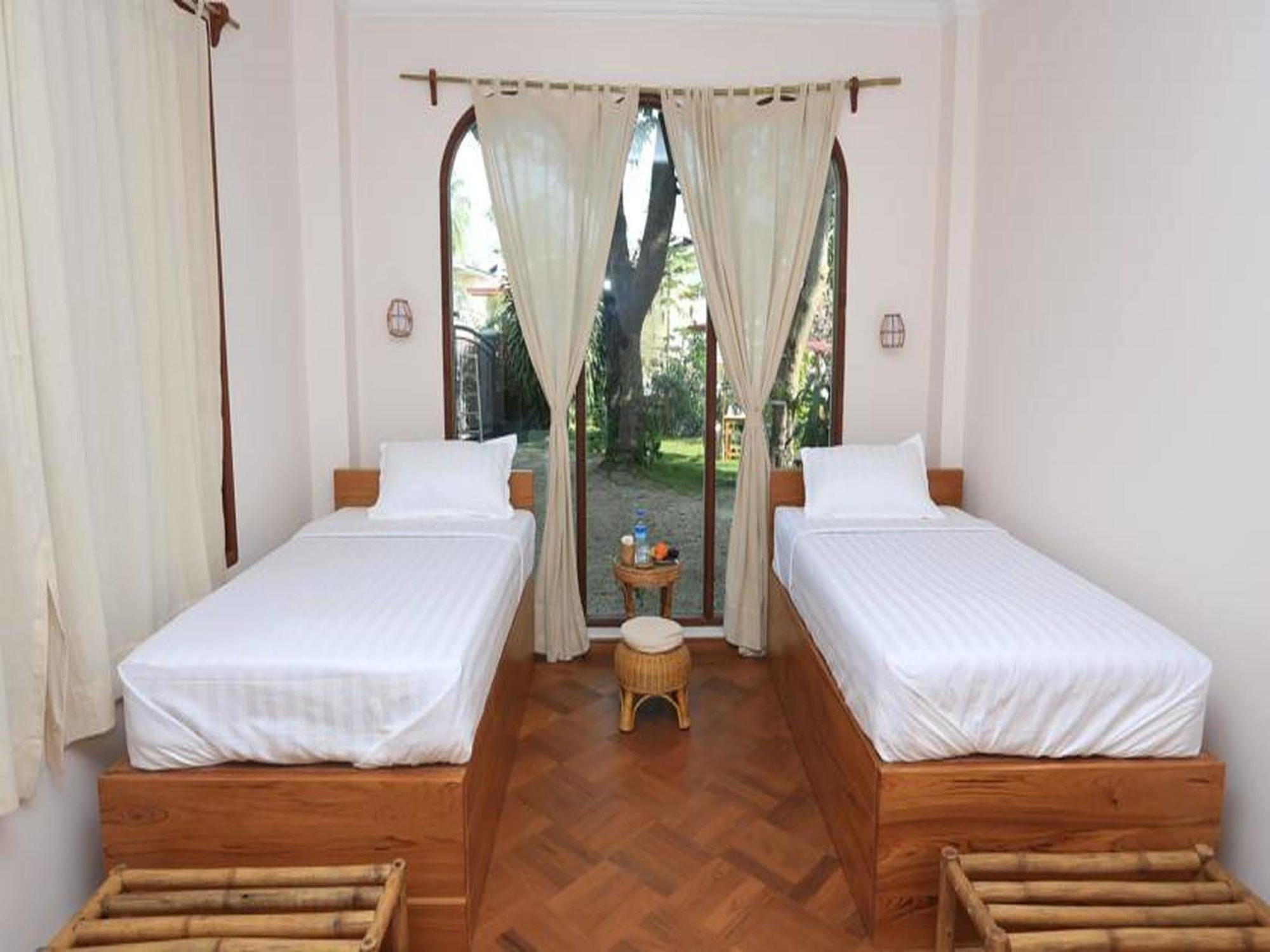 Mango Hill Inn Rangoon Eksteriør billede